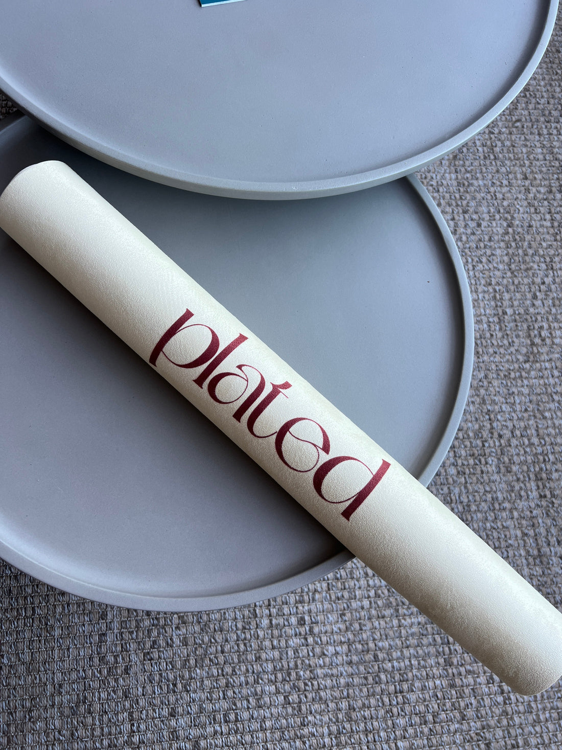 Warum dein Reformer eine eigene Matte braucht – Hygiene, Komfort & Design mit der Plated Reformer Mat