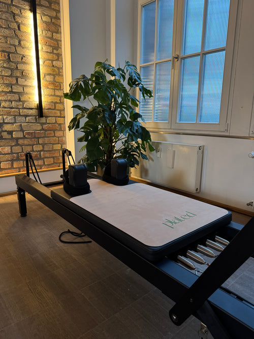 REFORMER MATTE - CREAM